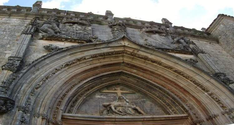 Detalle de la portada de la Cartuja de Miraflores - Burgos