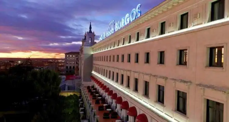 Hotel Abba Burgos, cerca de la Catedral