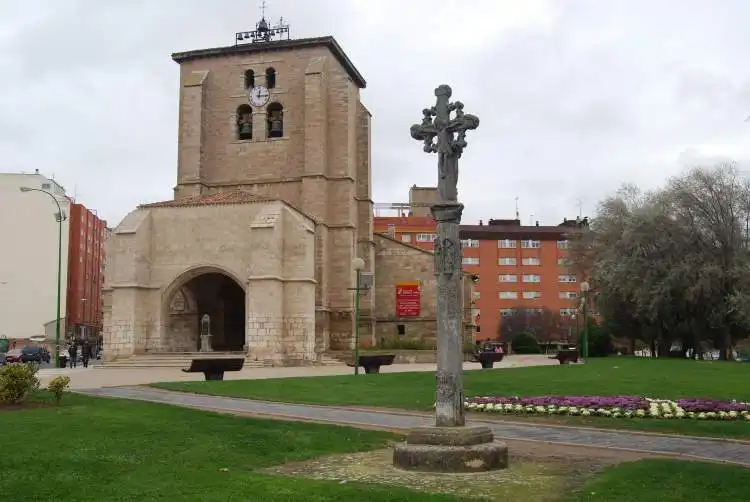 Burgos - Iglesia de Santa María la Real y Antigua de Gamonal