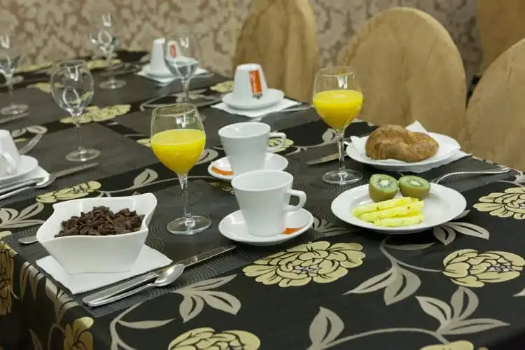 Desayuno buffet del Hotel Centro Los Braseros