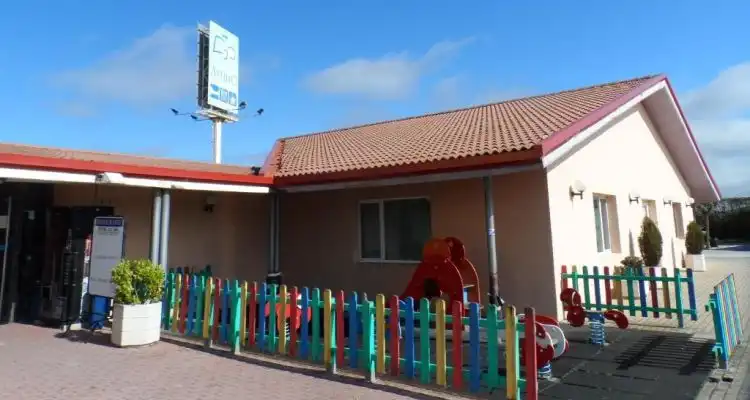 Zona de juegos infantiles del Hotel Rey Arturo