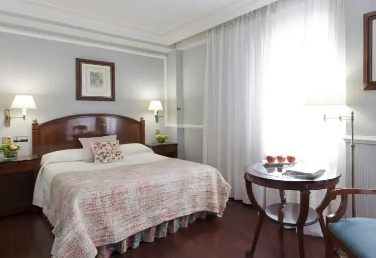 Habitación del Hotel Rice Reyes Católicos