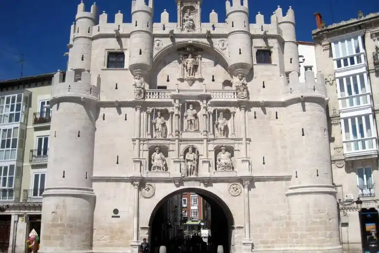 El Arco de Santa María era la principal vía para acceder a la ciudad durante la Edad Media