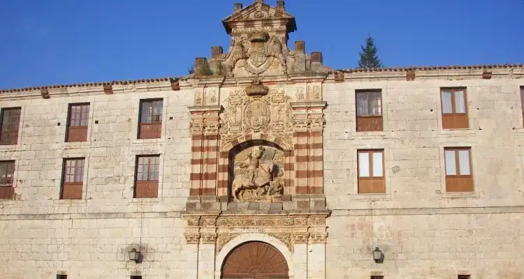 Fachada Principal del Monasterio de San Pedro de Cardeña